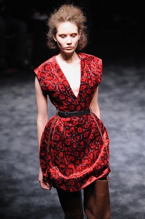 prada fashion dresses 2009